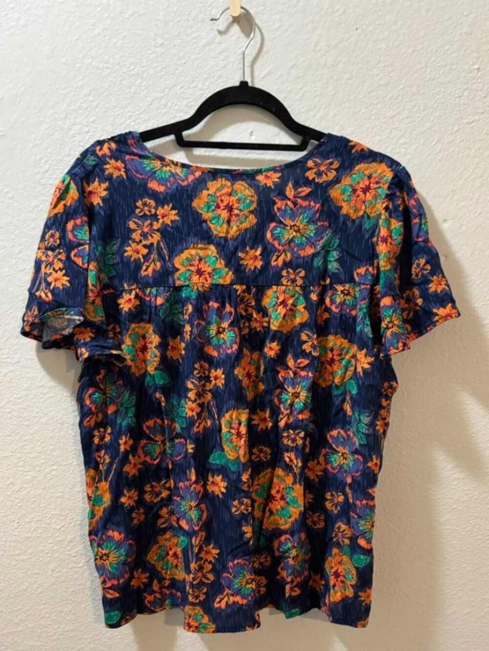 Como Black Navy Orange Floral Boho Peasant Top Size Large NWT - Picture 2 of 5